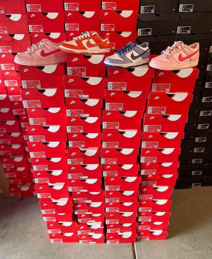 Nike sneakers Pallets